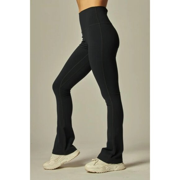 Love Poem Flare Leggings in Navy Blue - Size Small‎ - Picture 10 of 10